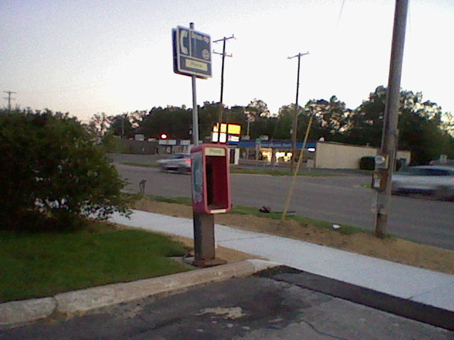 Nintendo DSi Camera photo - Drive-up Payphone