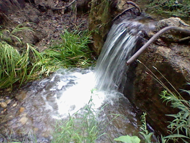 Nintendo DSi Camera photo - Waterfall