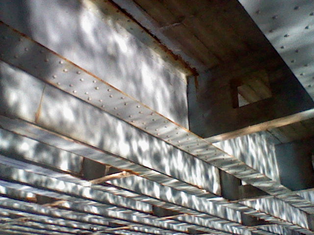 Nintendo DSi Camera photo - Under bridge