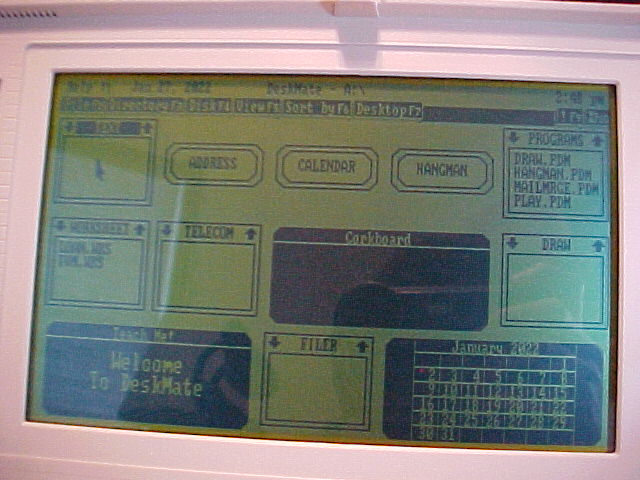 Tandy 1100 FD screen - DeskMate