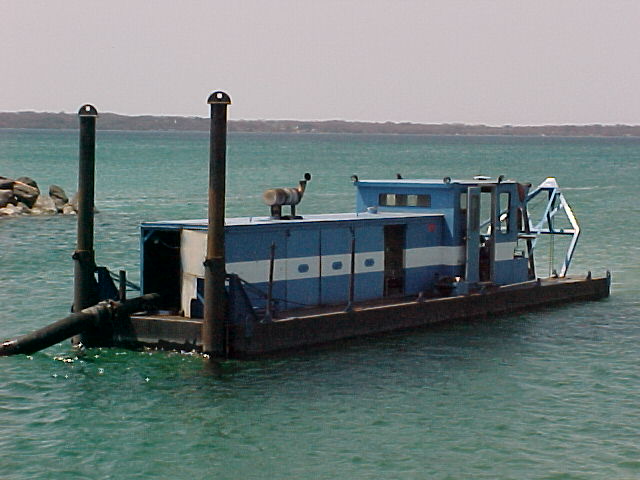 Pump boat