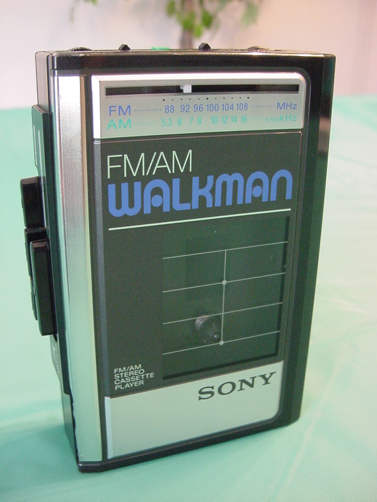 Sony Walkman WM-F41 front