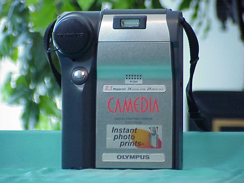 Olympus Camedia C-211 Zoom