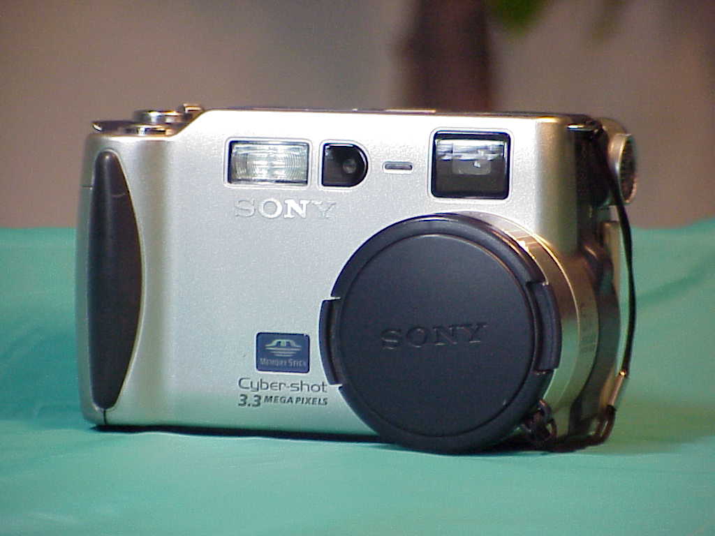 Sony Cyber-shot DSC-S70