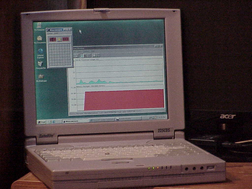 Toshiba Satellite 225CDS
