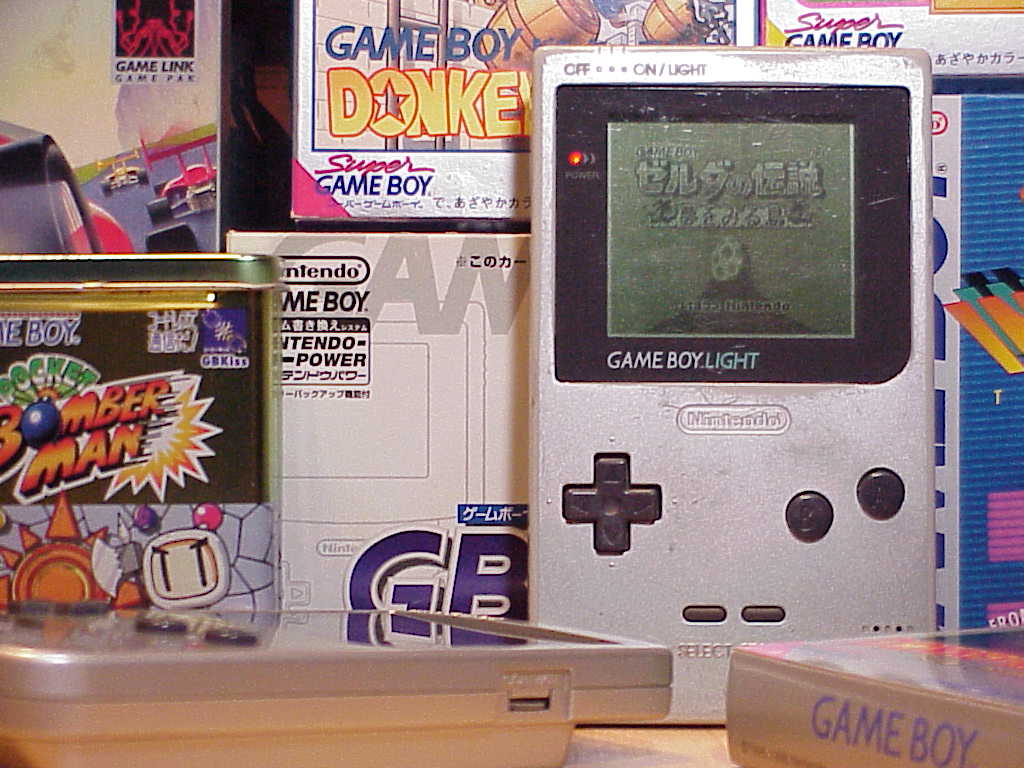 Nintendo Game Boy Light