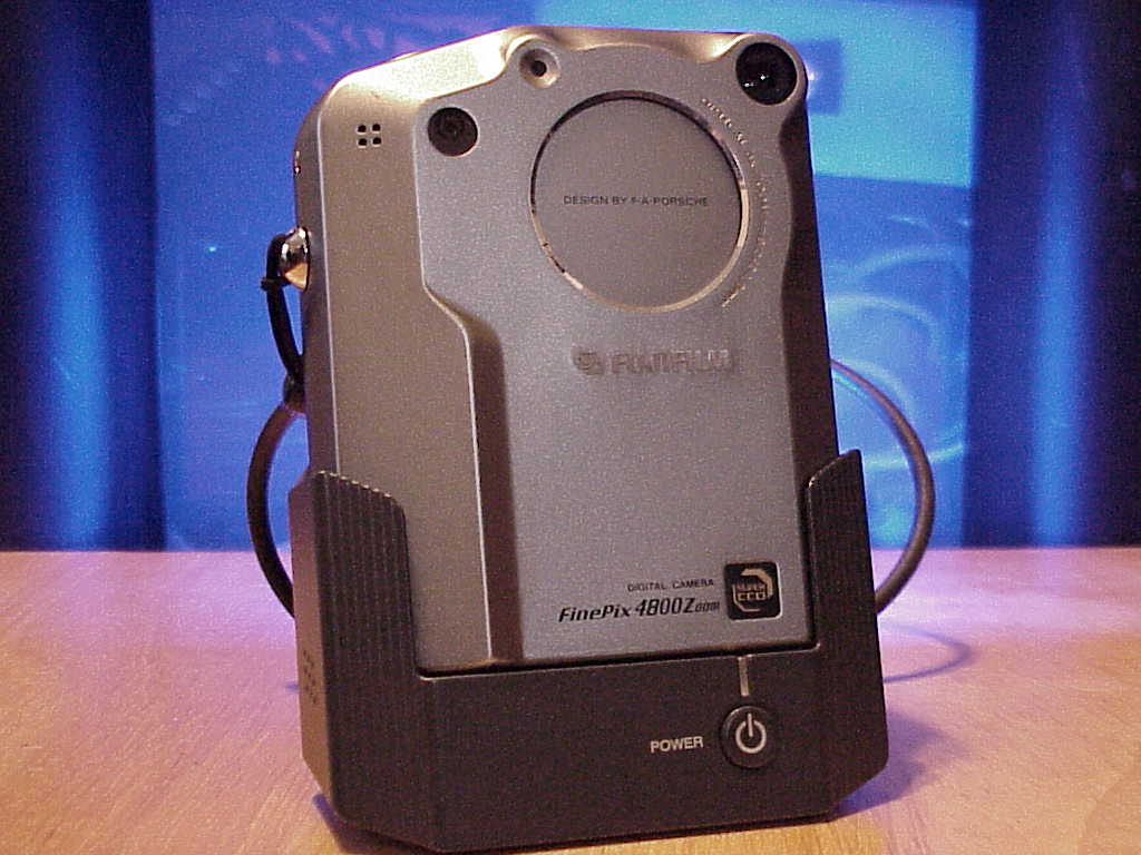 Fujifilm FinePix 4800 Zoom