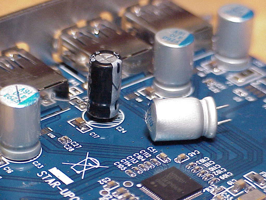 STAR-UPCIE201-V1.0 4-port USB 3.0 PCI-E card capacitor