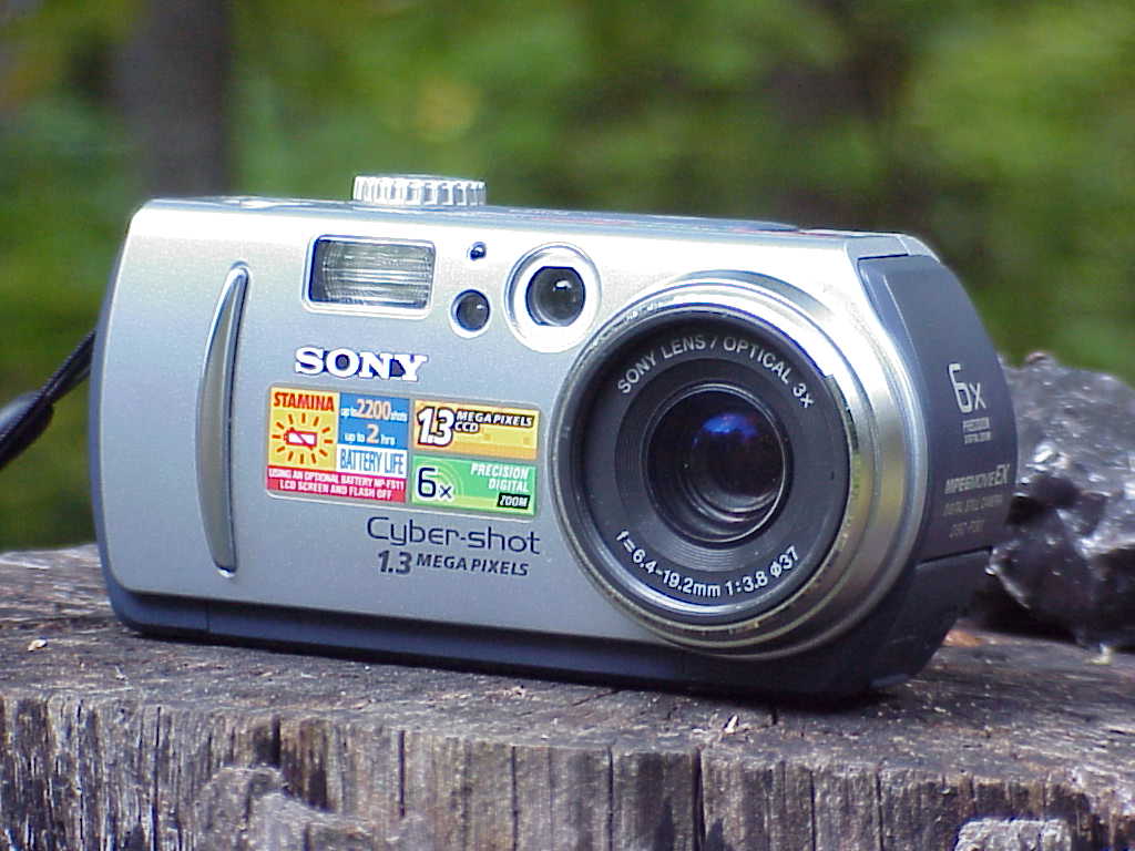 Sony Cyber-shot DSC-P30