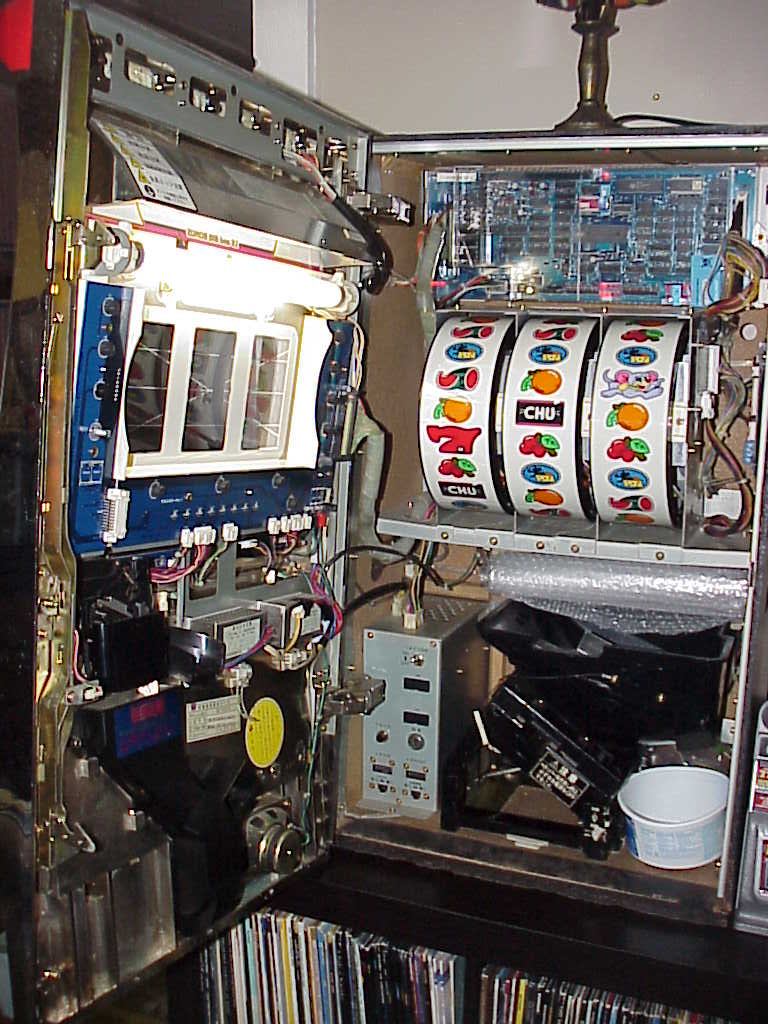 Electrocoin Getter Mouse Pachislo Slot Machine inside