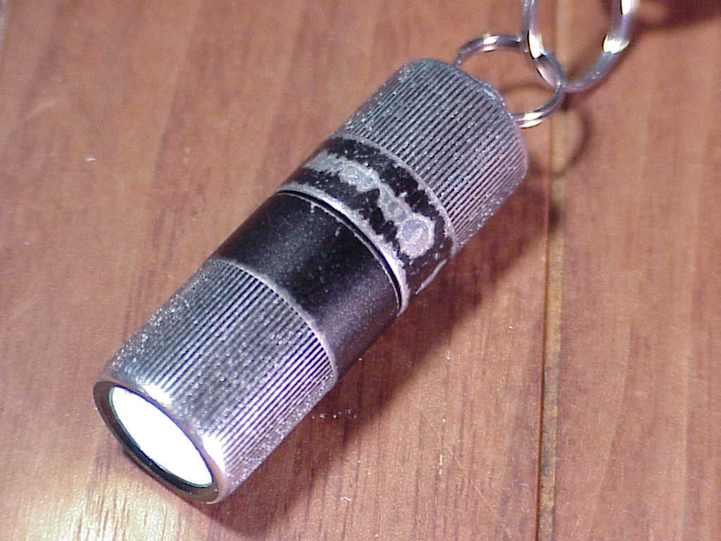 Olight i1R EOS