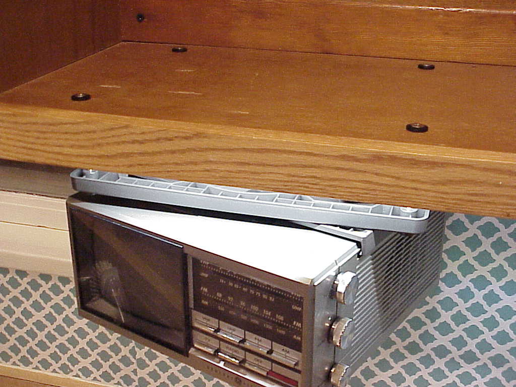 GE Spacemaker 7-7150B TV install