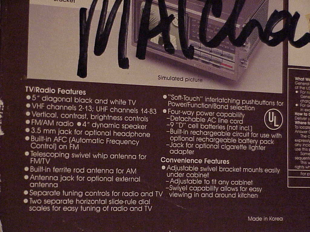 GE Spacemaker 7-7150B TV features