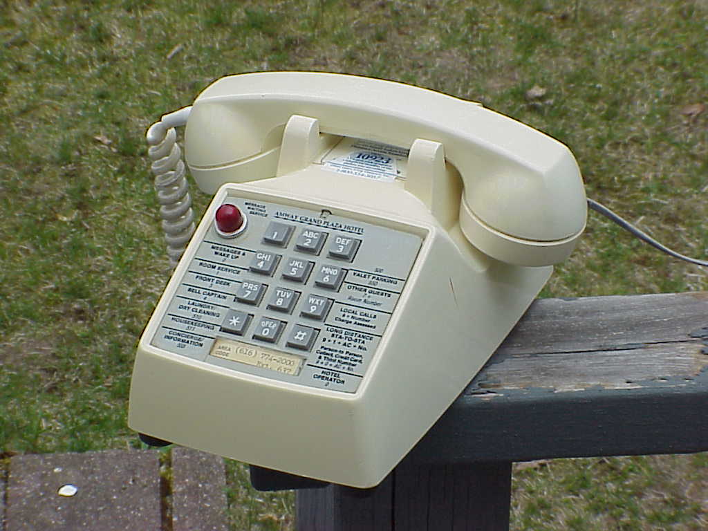 Stromberg-Carlson 2500YP Telephone