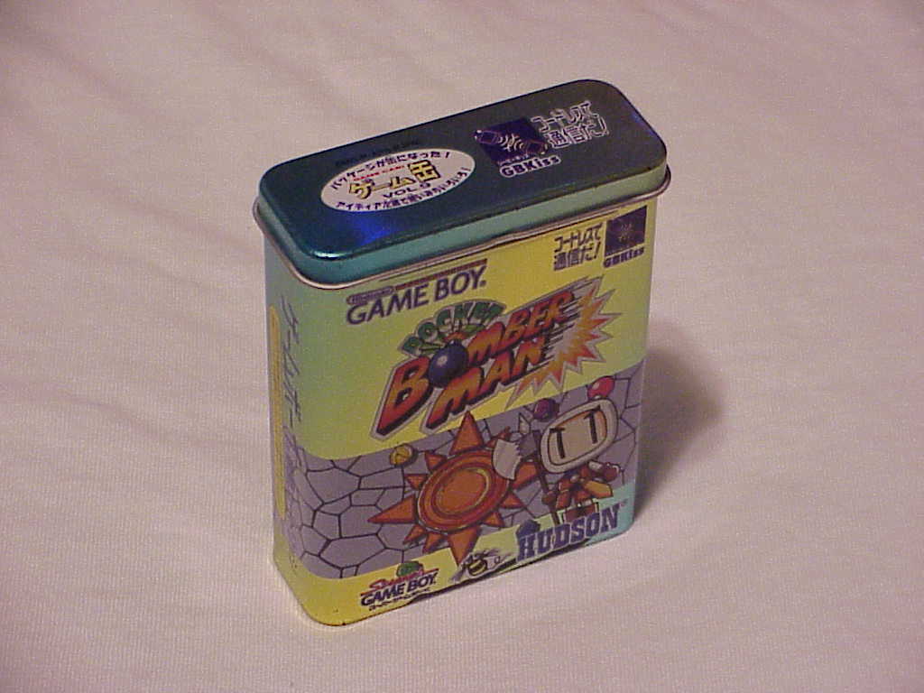 Pocket Bomberman tin