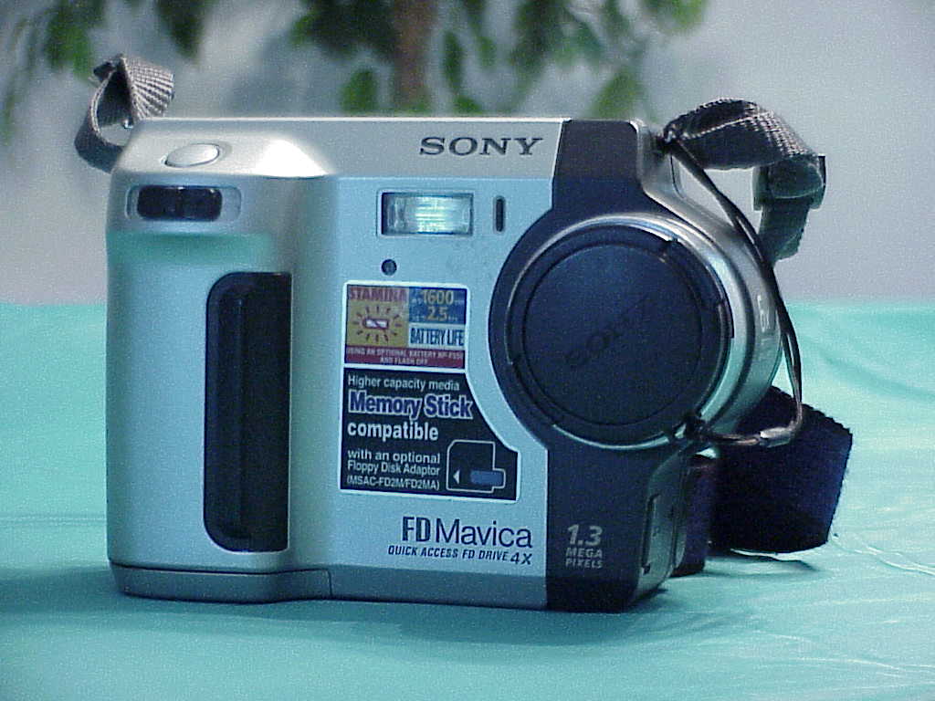 Sony Mavica MVC-FD87