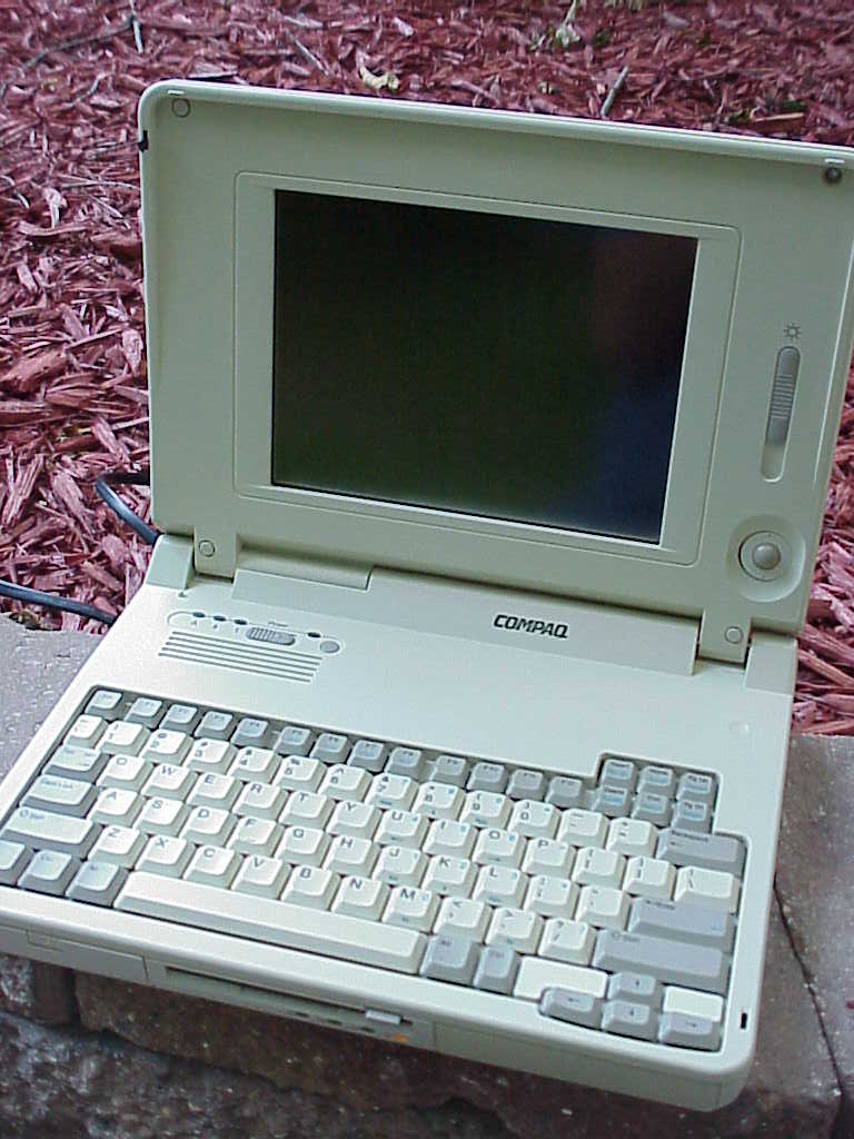 Compaq LTE Elite 4/40CX Laptop