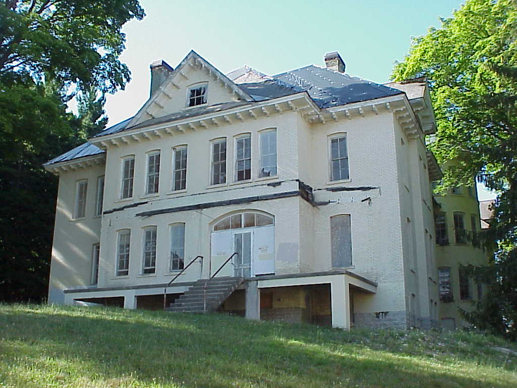 Abandoned building