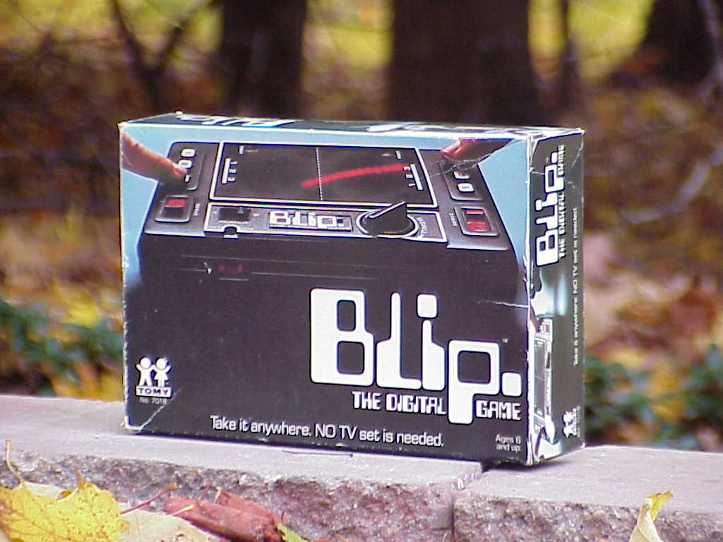 Blip pong game box front