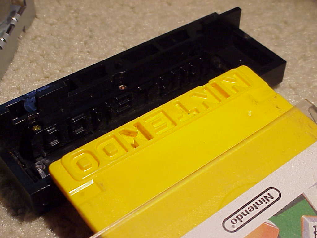 Nintendo Famicom Disk System raised nintendo lockout
