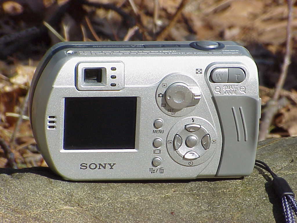 Sony Cyber-shot DSC-P32 back