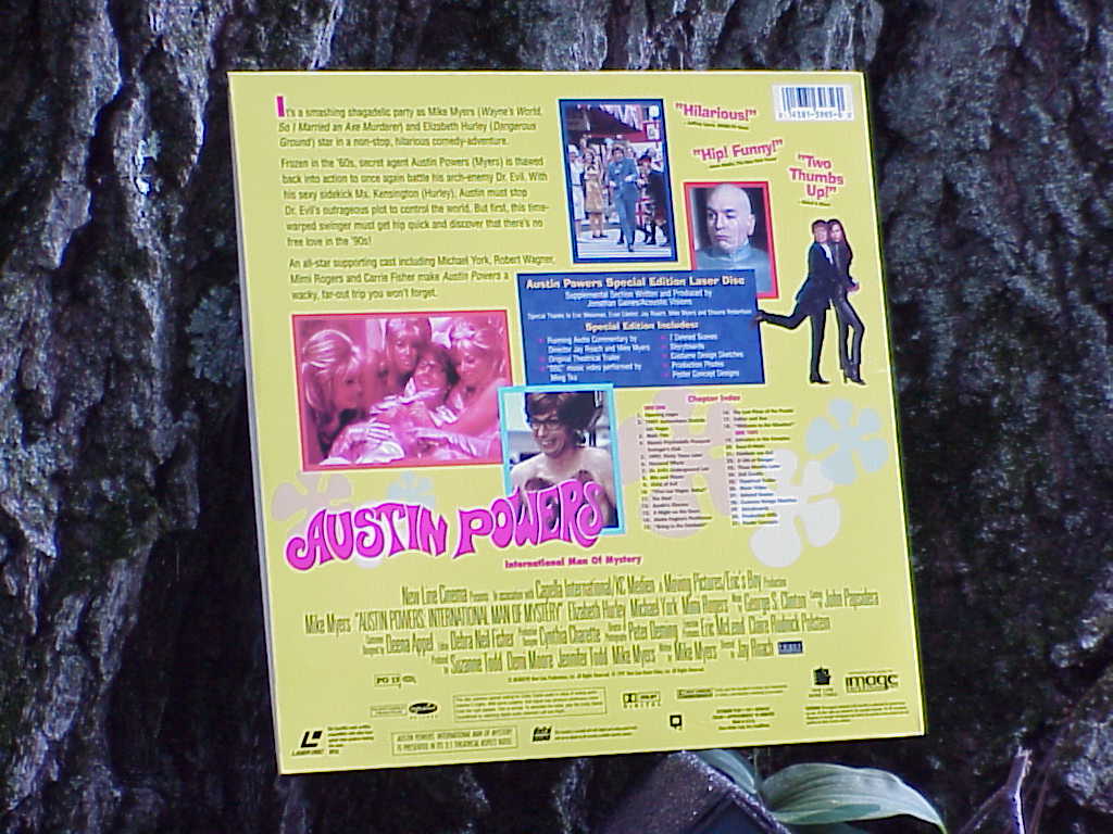 Laserdisc: Austin Powers International Man of Mystery back
