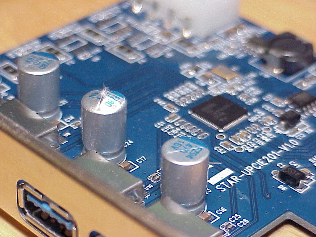 STAR-UPCIE201-V1.0 4-port USB 3.0 PCI-E card capacitor