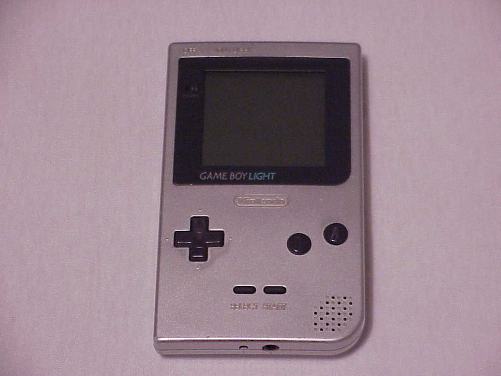 Nintendo Game Boy Light front