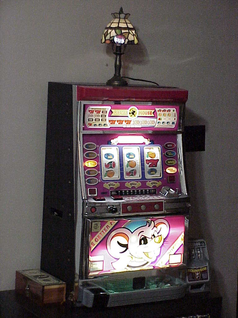 Electrocoin Getter Mouse Pachislo Slot Machine