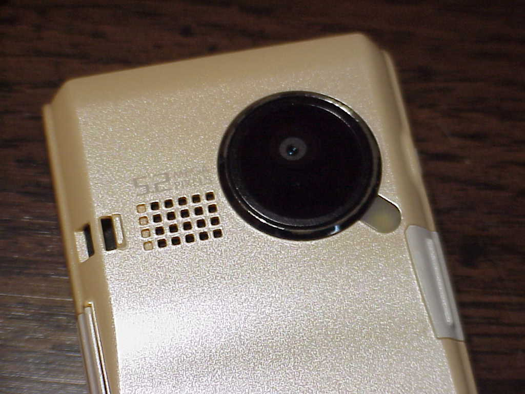 docomo SH-02A camera