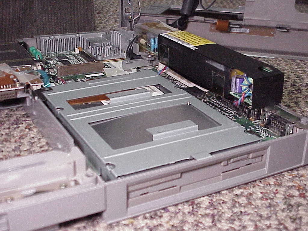 Toshiba Satellite 110CS Laptop - Floppy drive