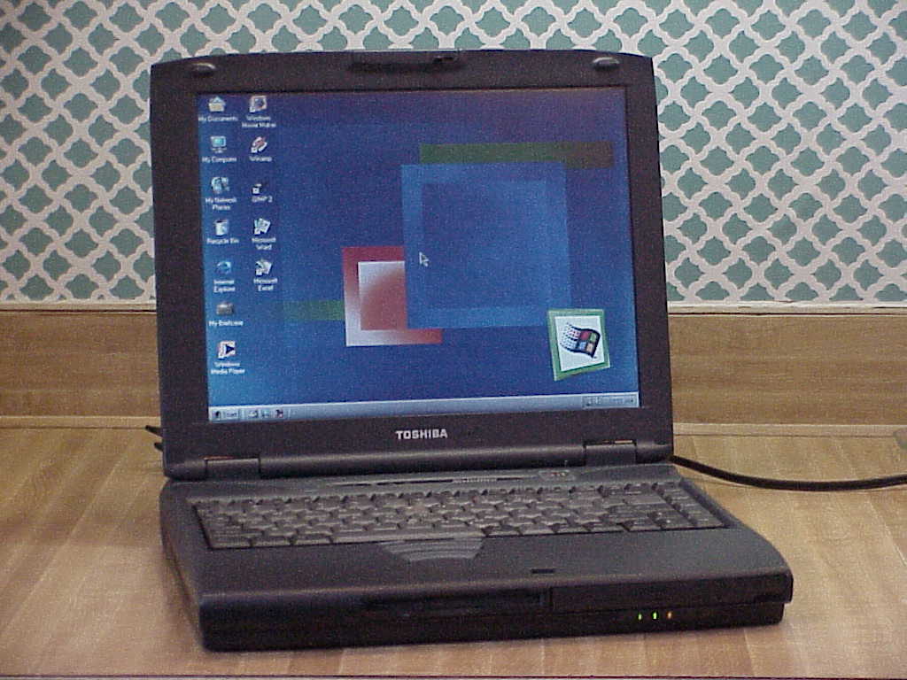 Toshiba Satellite 2210XCDS