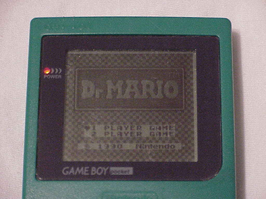 Dr. Mario Game Boy screenshot