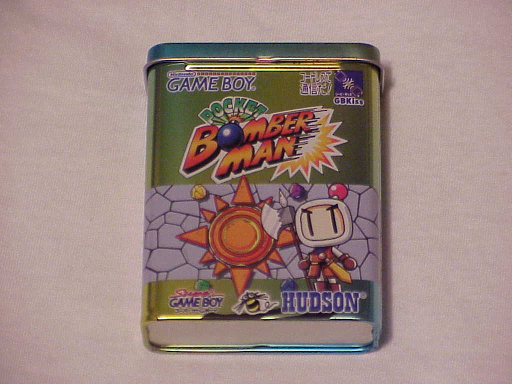 Pocket Bomberman tin