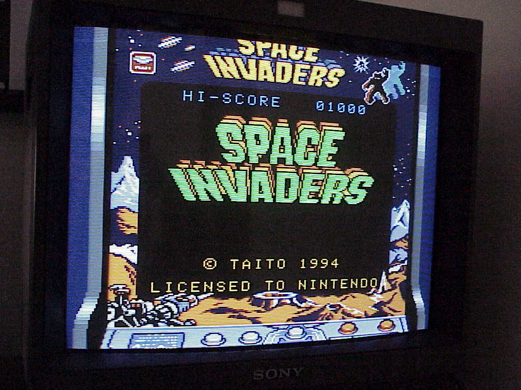Space Invaders in Super Game Boy mode
