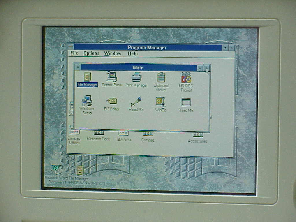 Compaq LTE Elite 4/40CX Laptop Windows 3.1 desktop